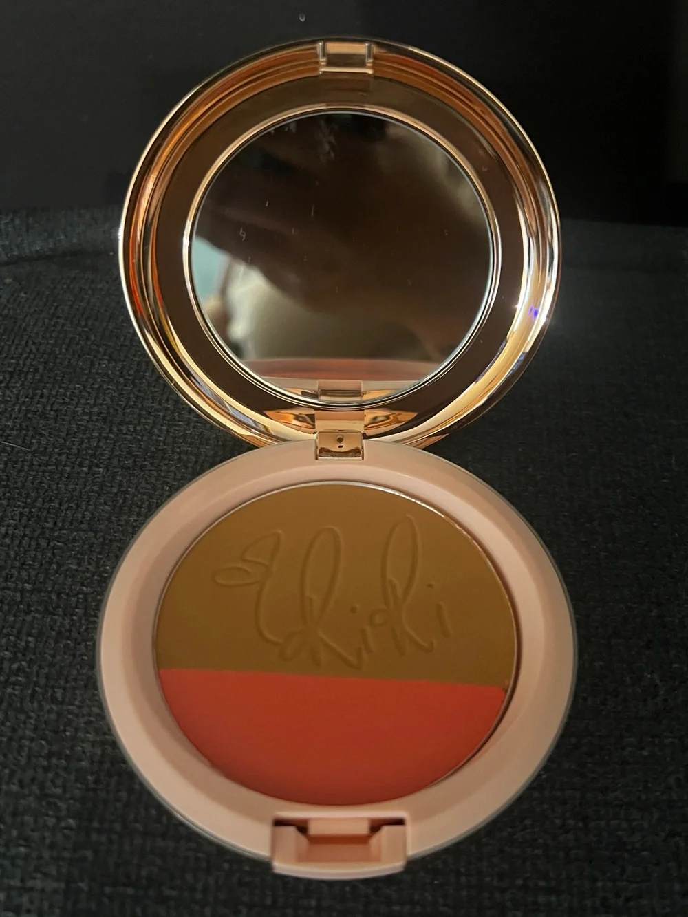RiRi x MAC, LE Hibiscus Kiss Duo Bronzer/Blush, circa 2013